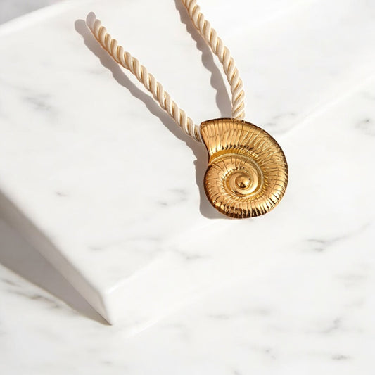 Concha collar
